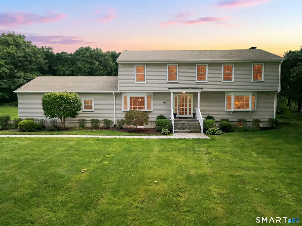 124 Sturbridge Lane, Trumbull, CT 06611 - #1