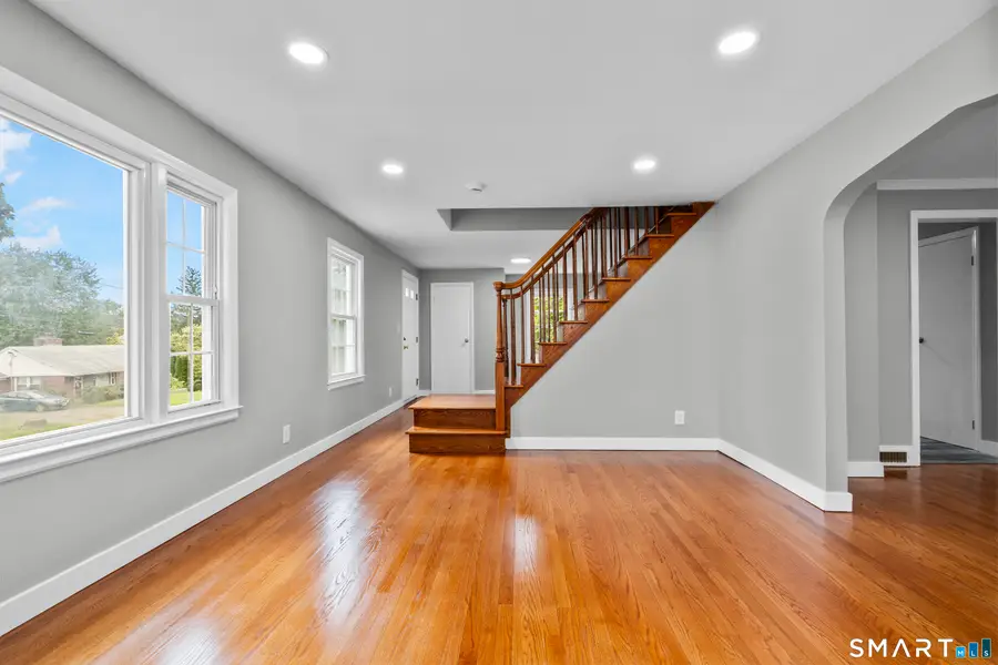 14 Ingleside Drive, Hamden, CT 06514 - #3