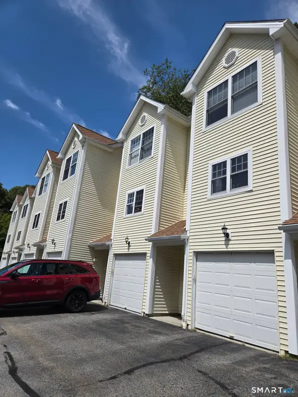 527 West Thames Street #61, Norwich, CT 06360
