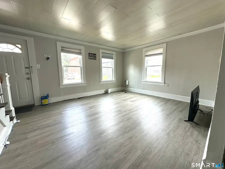 76-78 Oak Street, Windsor Locks, CT 06096 - #3