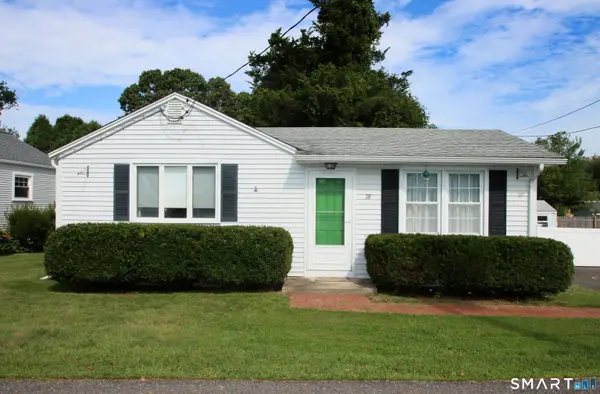 18 Dorothy Road, Westbrook, CT 06498