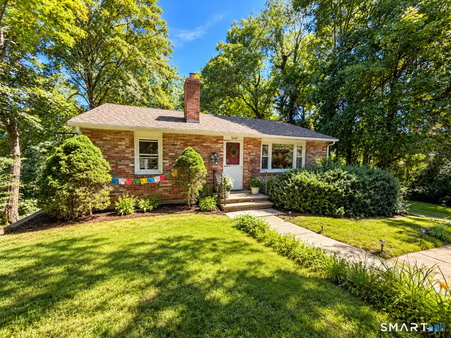 28 Fellows Street, Pawcatuck, CT 06379 - #2