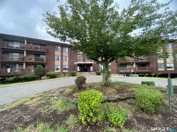 1216 Cromwell Hills Drive #1216, Cromwell, CT 06416