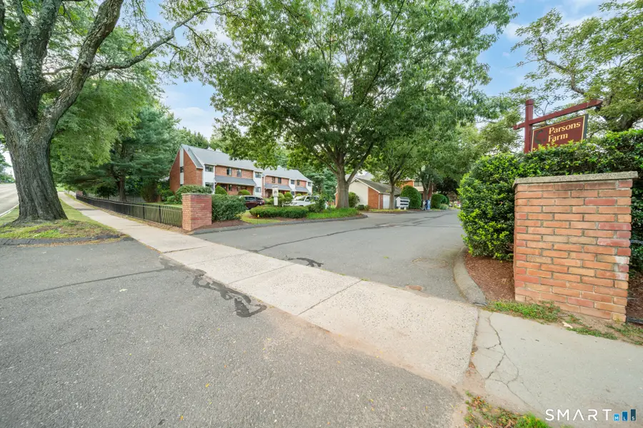 5 Danforth Lane #5, West Hartford, CT 06110 - #2