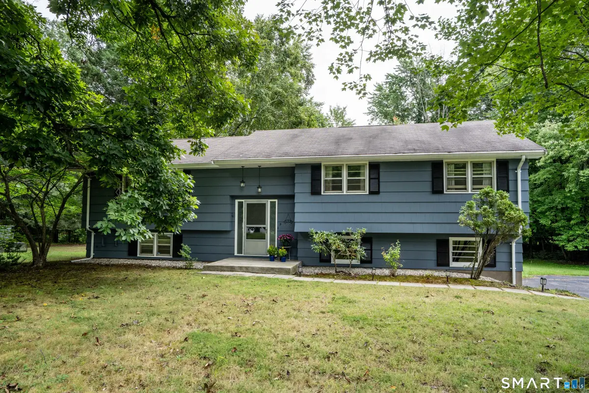 9 Maple Edge Drive, Bloomfield, CT 06002 - #1