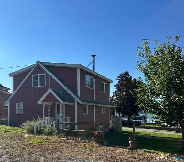 1 Day Point Road #19, East Hampton, CT 06424