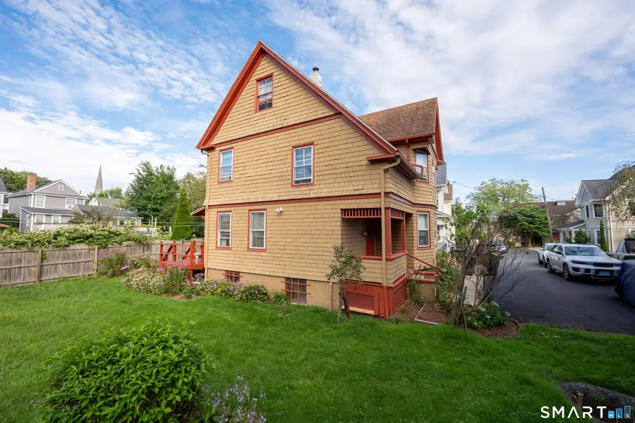17 Borodell Place, New London, CT 06320 - #2