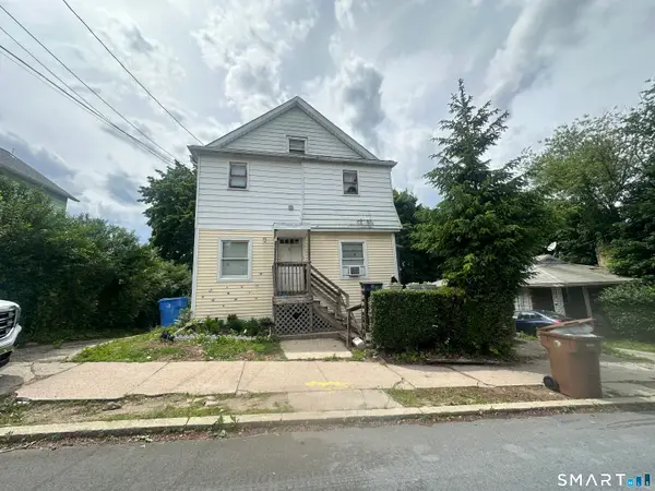 71 Kneen Street, Shelton, CT 06484