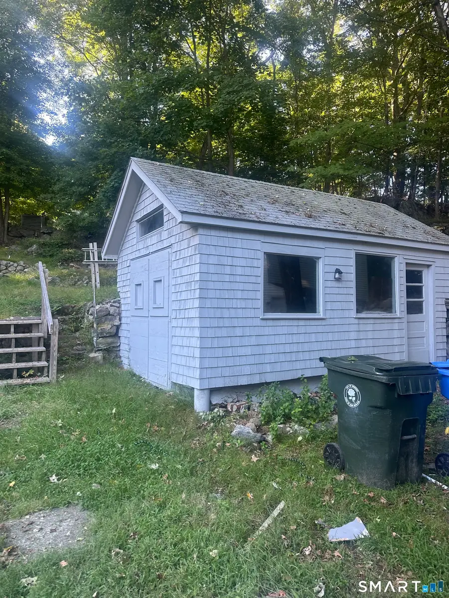 28 Durfey Street, Norwich, CT 06360 - #3