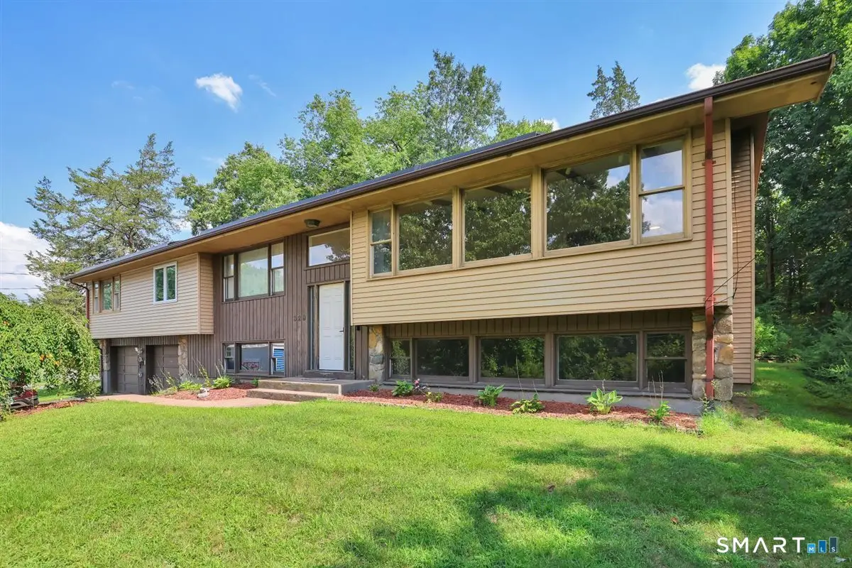 329 Kennedy Road, Manchester, CT 06042 - #1