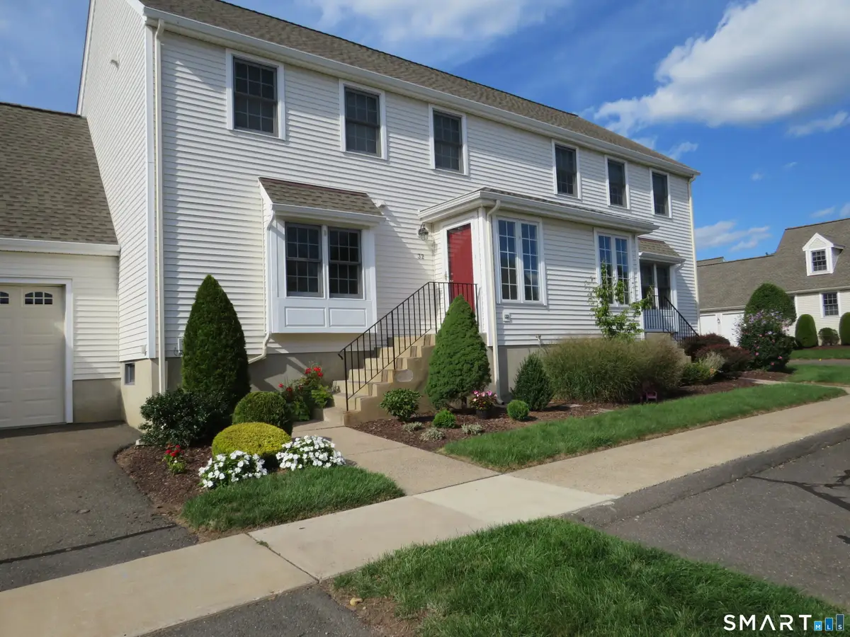 32 Pickering Lane #32, Wethersfield, CT 06109 - #1