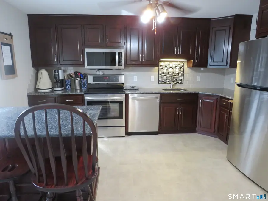 32 Pickering Lane #32, Wethersfield, CT 06109 - #3