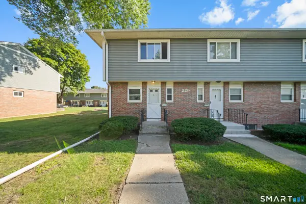229 Wintonbury Avenue #1, Bloomfield, CT 06002