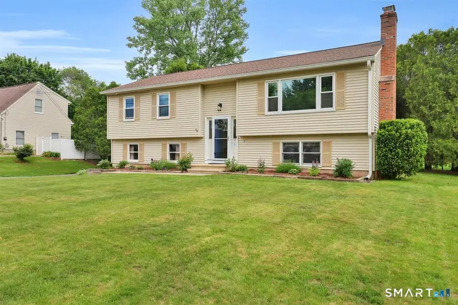 17 Eileen Lane, Enfield, CT 06082 - #3