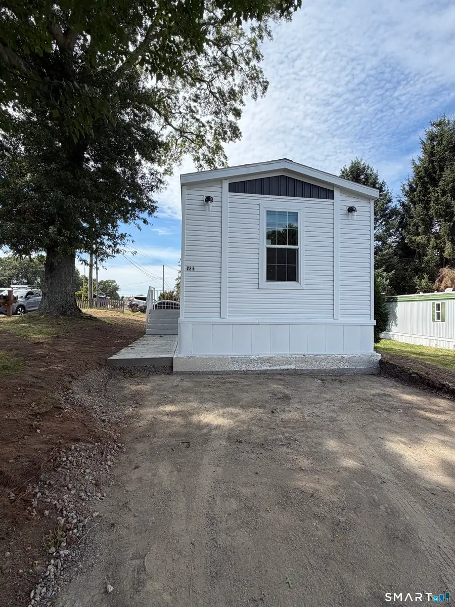 22 E Street, Groton, CT 06340 - #2