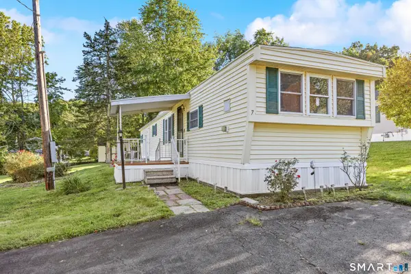 7 Cedar Grove Road, Southington, CT 06489