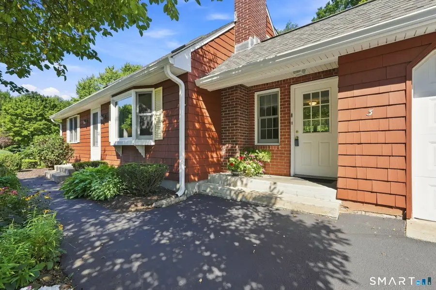 3 Pilgrim Circle, Enfield, CT 06082 - #3
