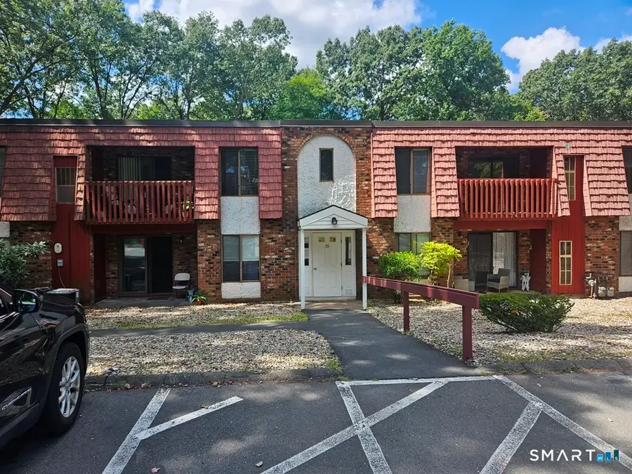 35 Woodsedge Drive #3C, Newington, CT 06111 - #2
