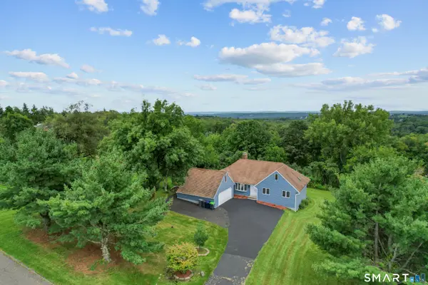4 Bayview Circle, Watertown, CT 06795
