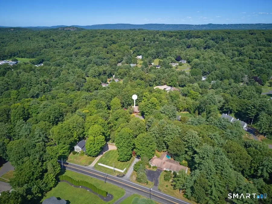 418 Lovely Street, Avon, CT 06001 - #3
