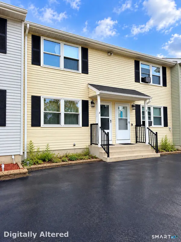 4 Fawn Ridge #4, Woodstock, CT 06281
