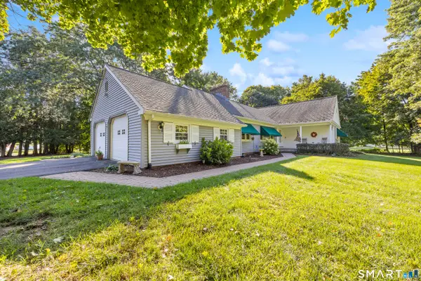 98 Merwin Circle, Cheshire, CT 06410