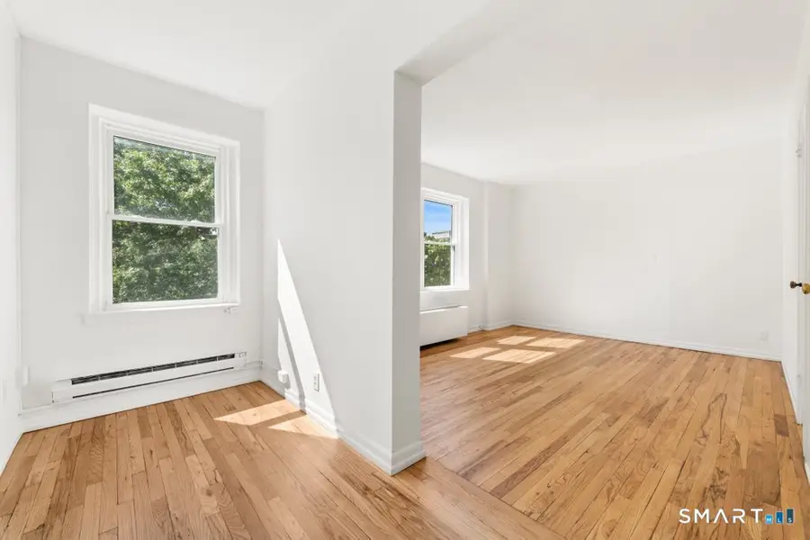 124 Woodside Green #3D, Stamford, CT 06840 - #2