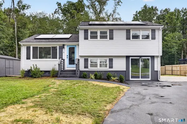 6 Village Drive, Ledyard, CT 06339