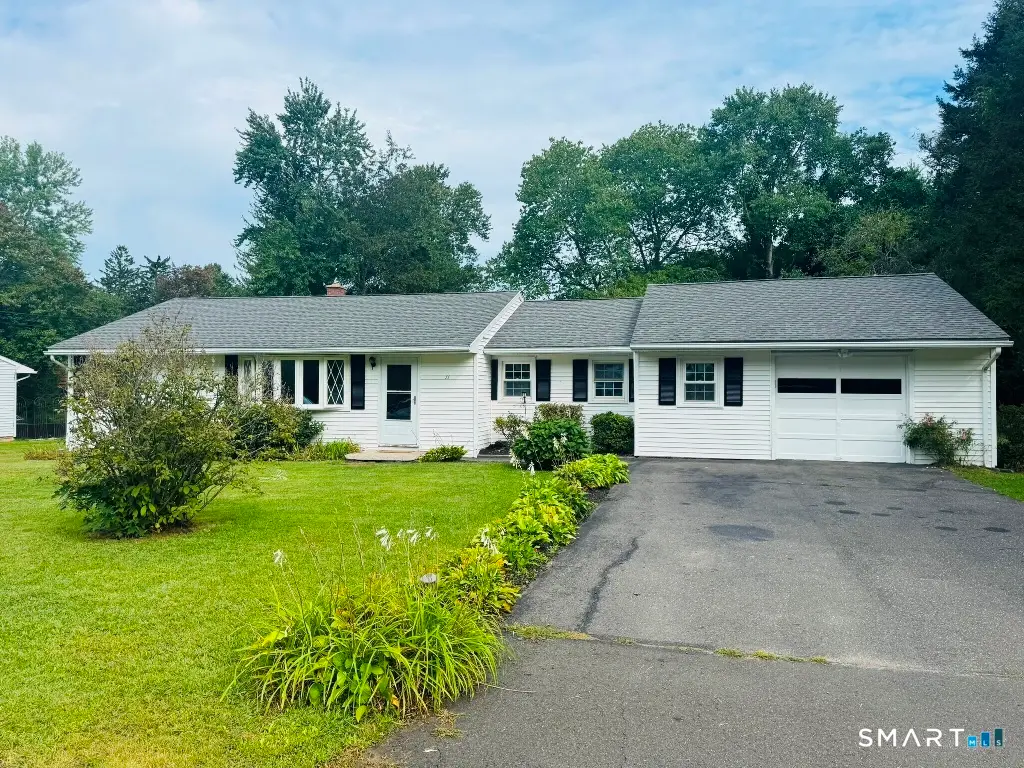 11 Frisbie Circle, Wolcott, CT 06716 - #1