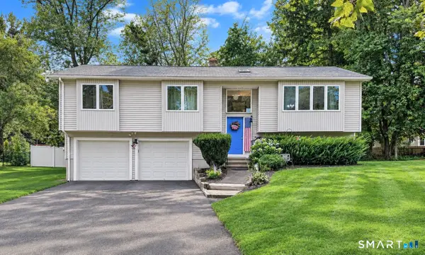 17 Pier Court, Milford, CT 06460