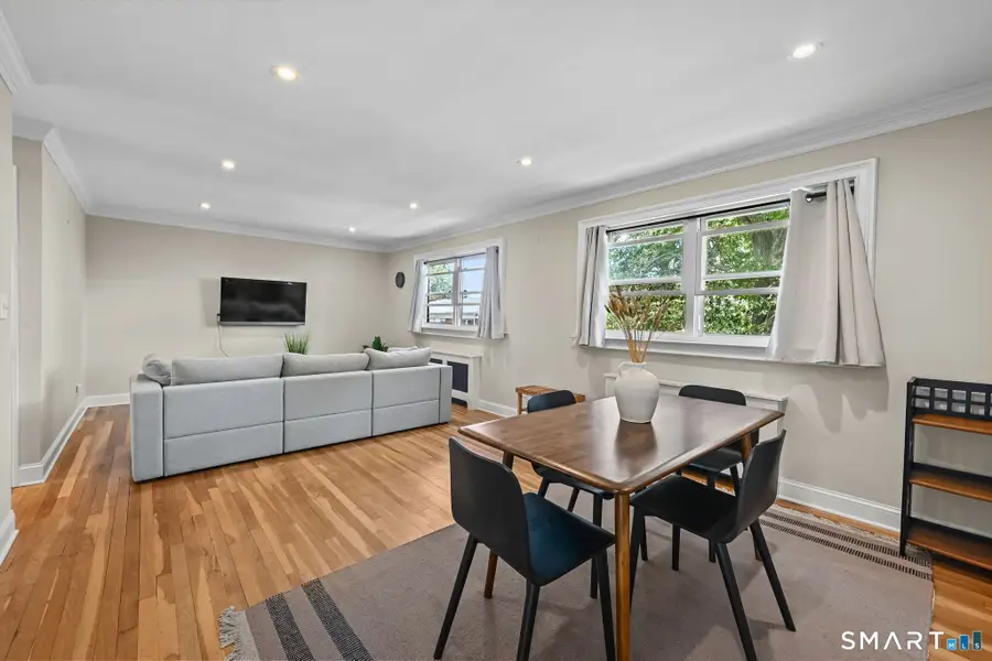 28 Courtland Avenue #4, Stamford, CT 06902 - #2