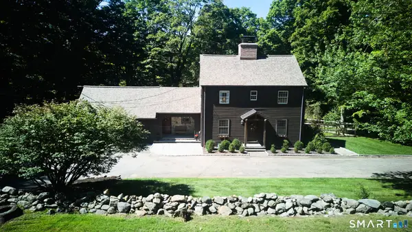 451 Newtown Turnpike, Redding, CT 06896