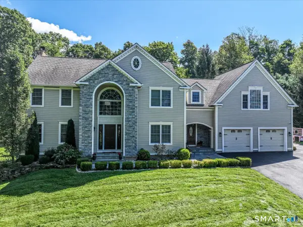 27 Brittany Drive, Durham, CT 06422