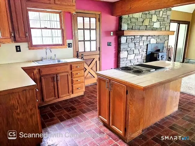 212 New Road, Moosup, CT 06354 - #3