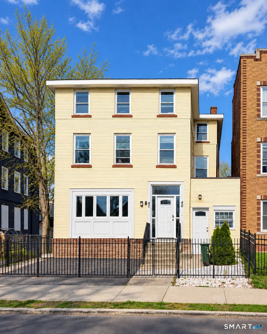 40-42 Webster Street, Hartford, CT 06114 - #1
