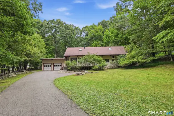 5 Old Lantern Drive South, Bethel, CT 06801