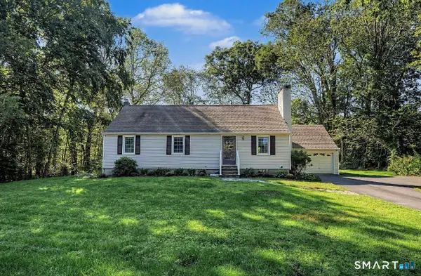 11 Janes Lane, Clinton, CT 06413