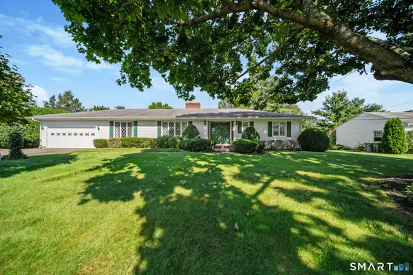 77 Baldwin Drive, Bristol, CT 06010