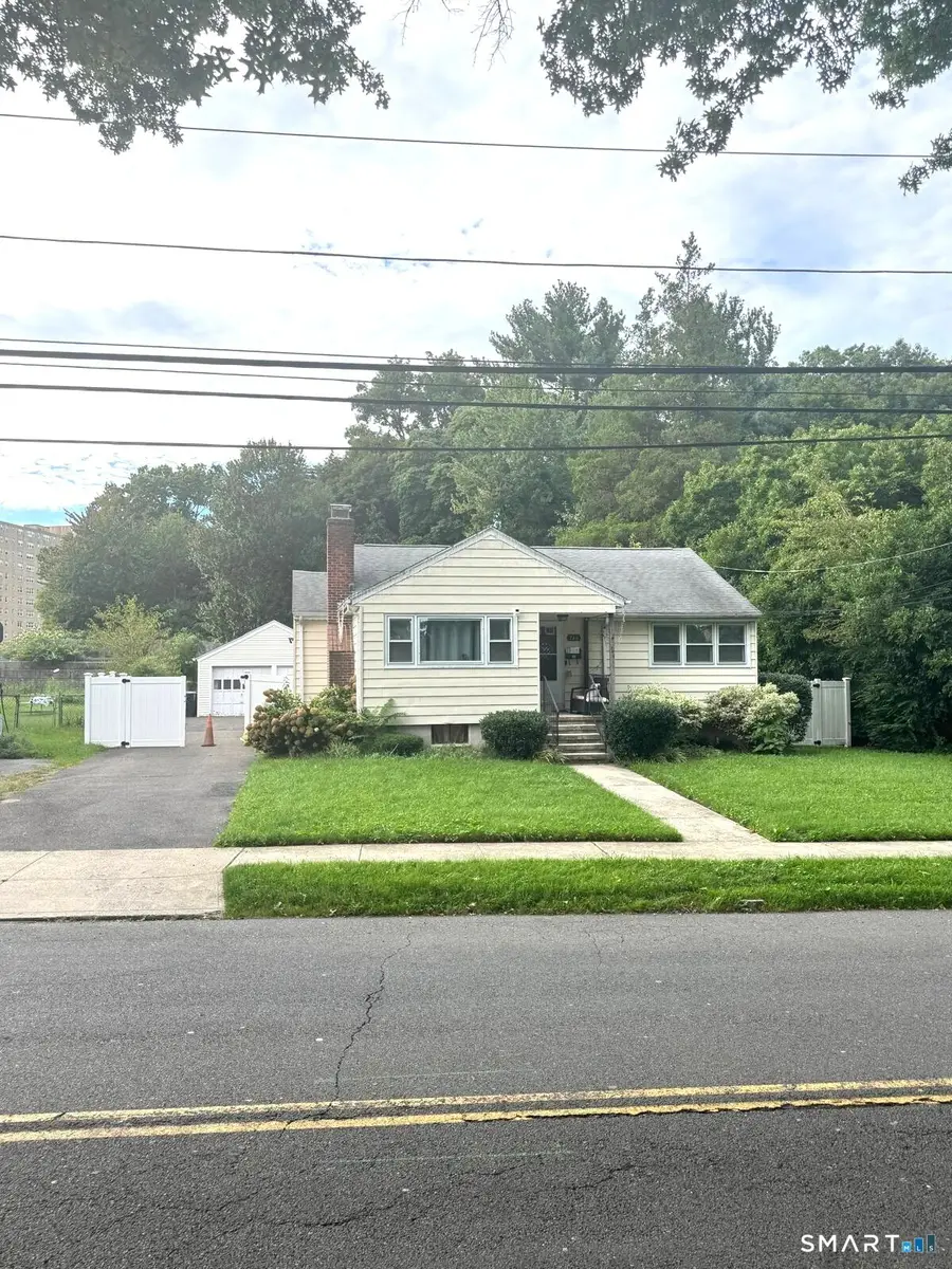 746 Lincoln Avenue, Bridgeport, CT 06606 - #2