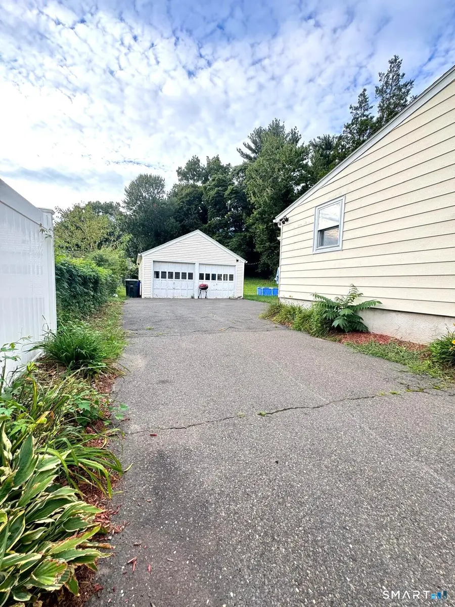 746 Lincoln Avenue, Bridgeport, CT 06606 - #3