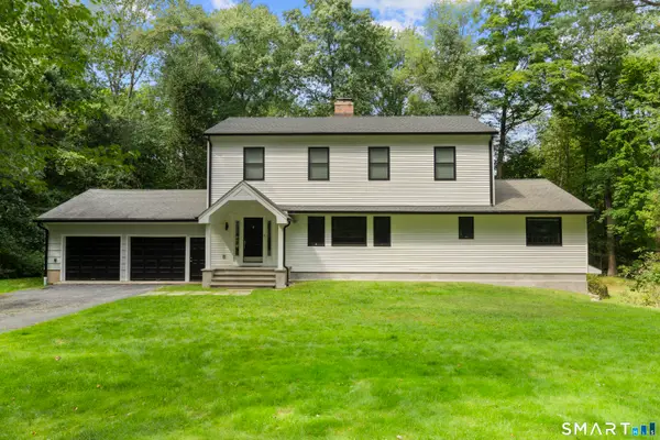 8 Rising Road, Norwalk, CT 06850