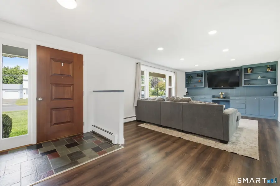 27 Rival Court, East Hartford, CT 06118 - #3