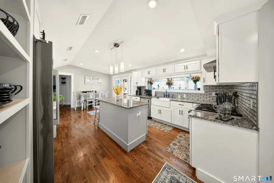 3 Marshall Lane, Ansonia, CT 06401 - #2
