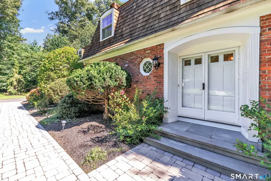 16 Alpine Road, Trumbull, CT 06611 - #3