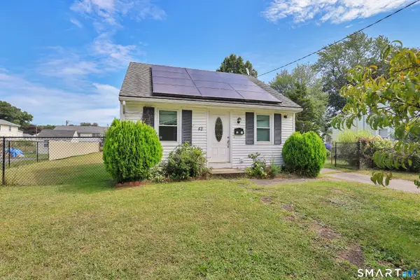 42 Nassau Lane, East Hartford, CT 06118