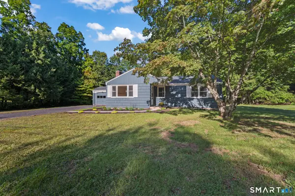 4 Woodcliff Drive, Granby, CT 06035