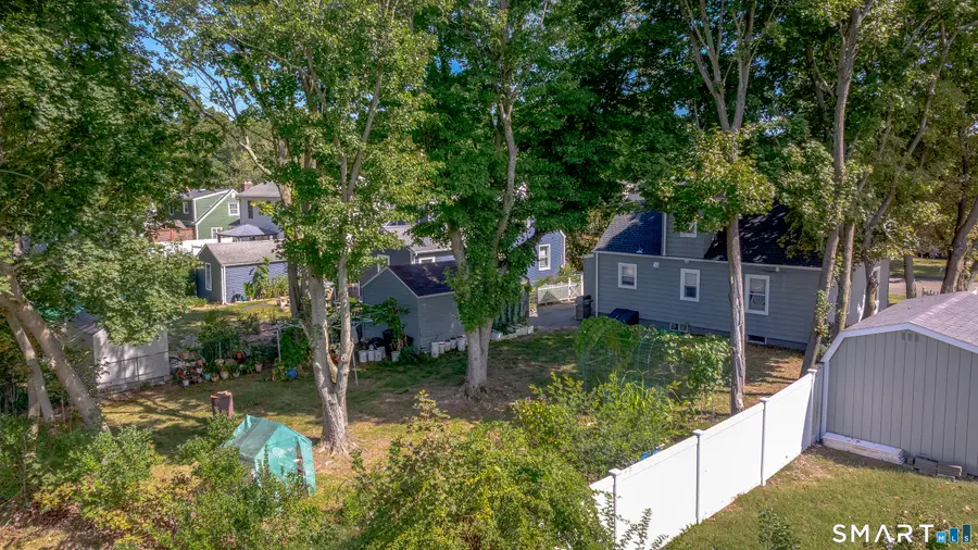 6 Nicholas Drive, East Haven, CT 06512 - #3