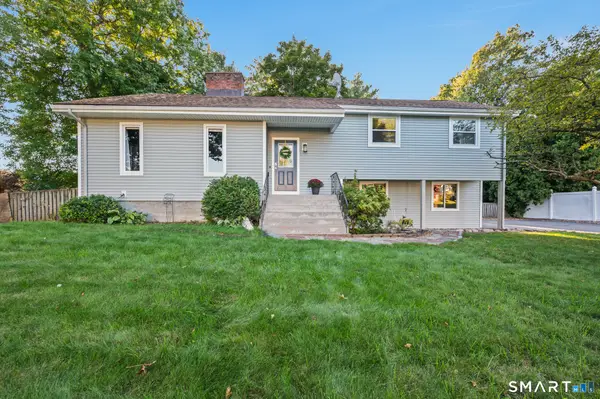31 Oxford Drive, Glastonbury, CT 06033