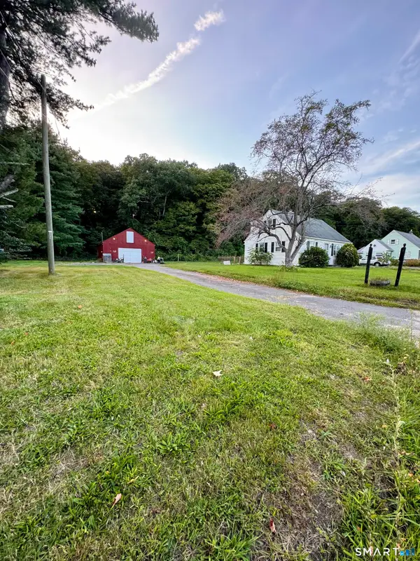 660 Lake Avenue, Bristol, CT 06010