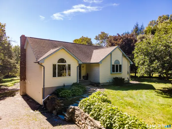 29 Lehtinen Road, Thompson, CT 06277